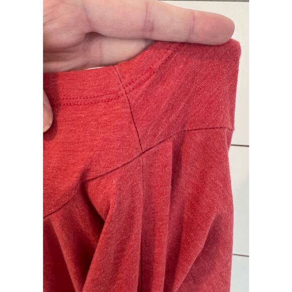 Patagonia Red Slim Fit Graphic Short Sleeve Pacific Iron Works Women size Small - Picture 10 of 11